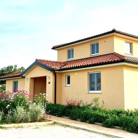 Vila Dubravka - Schoen Und Komfortabel Inmitten Von Olivenbaeumen Und Weinbergen Mit Whirlpool Valtura Екстериор снимка