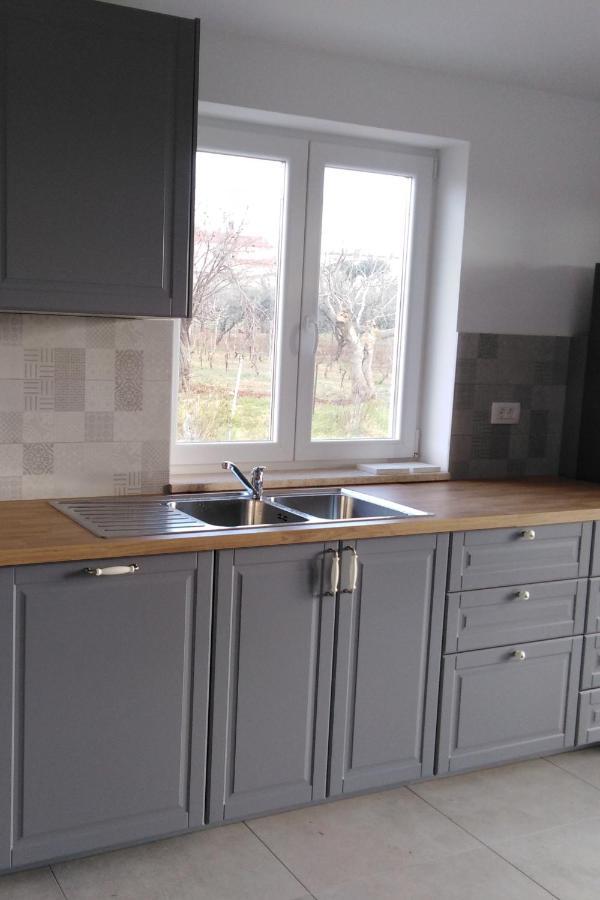 Vila Dubravka - Schoen Und Komfortabel Inmitten Von Olivenbaeumen Und Weinbergen Mit Whirlpool Valtura Екстериор снимка